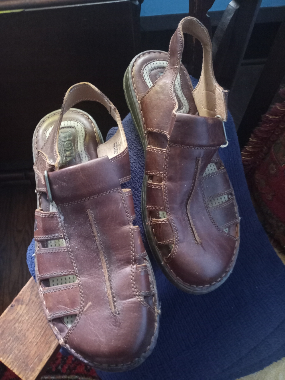 Born Men's Brown Leather Closed-Toe Fisherman Sandal